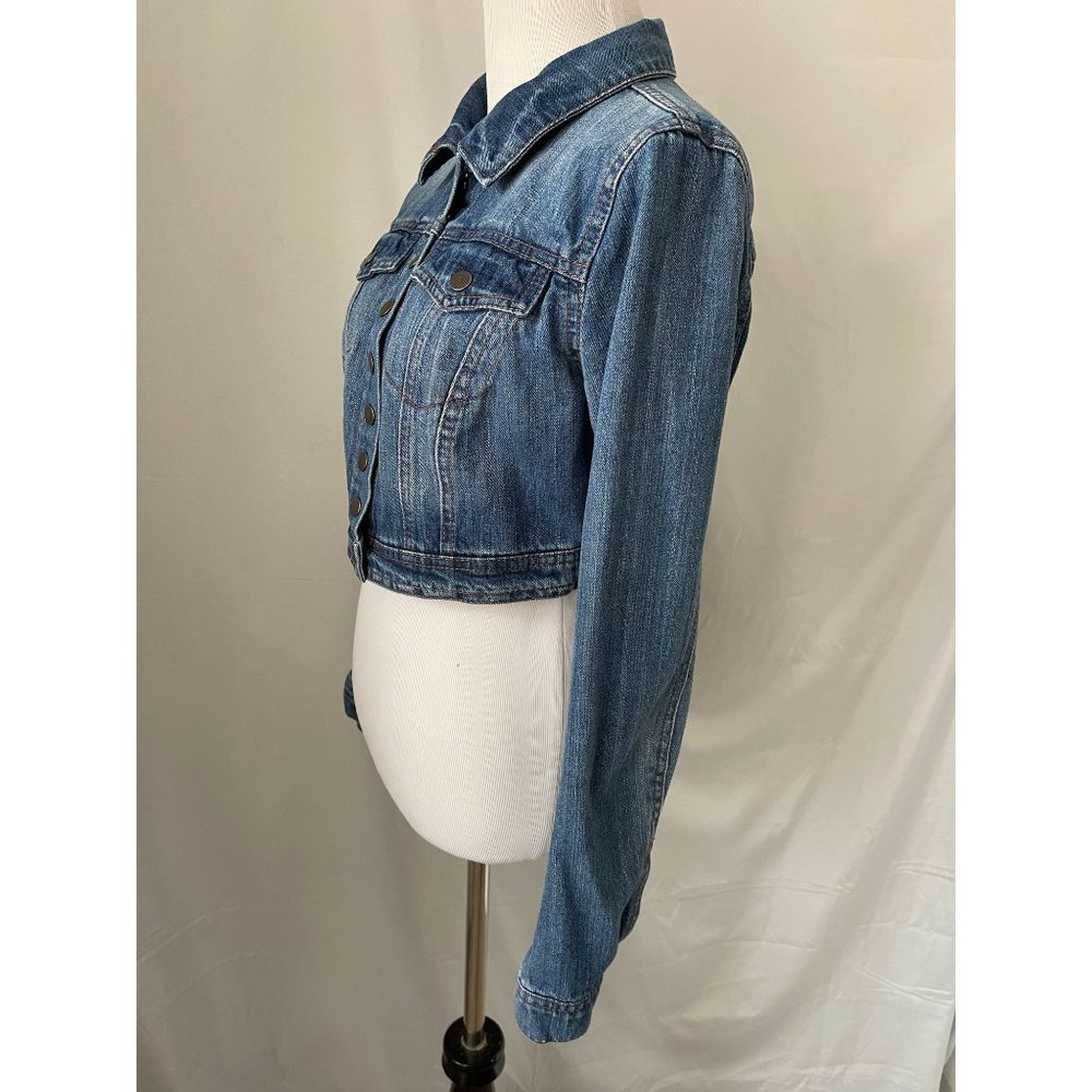 Ci Sono Medium Wash Snap Front Crop Denim Jacket - Picture 7 of 10